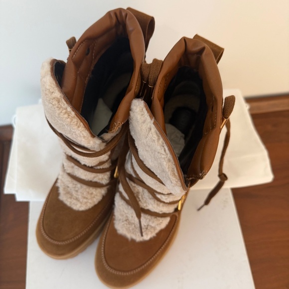See By Chloe Karla Shearling Block Heel Boots Size 41 - Picture 4 of 5